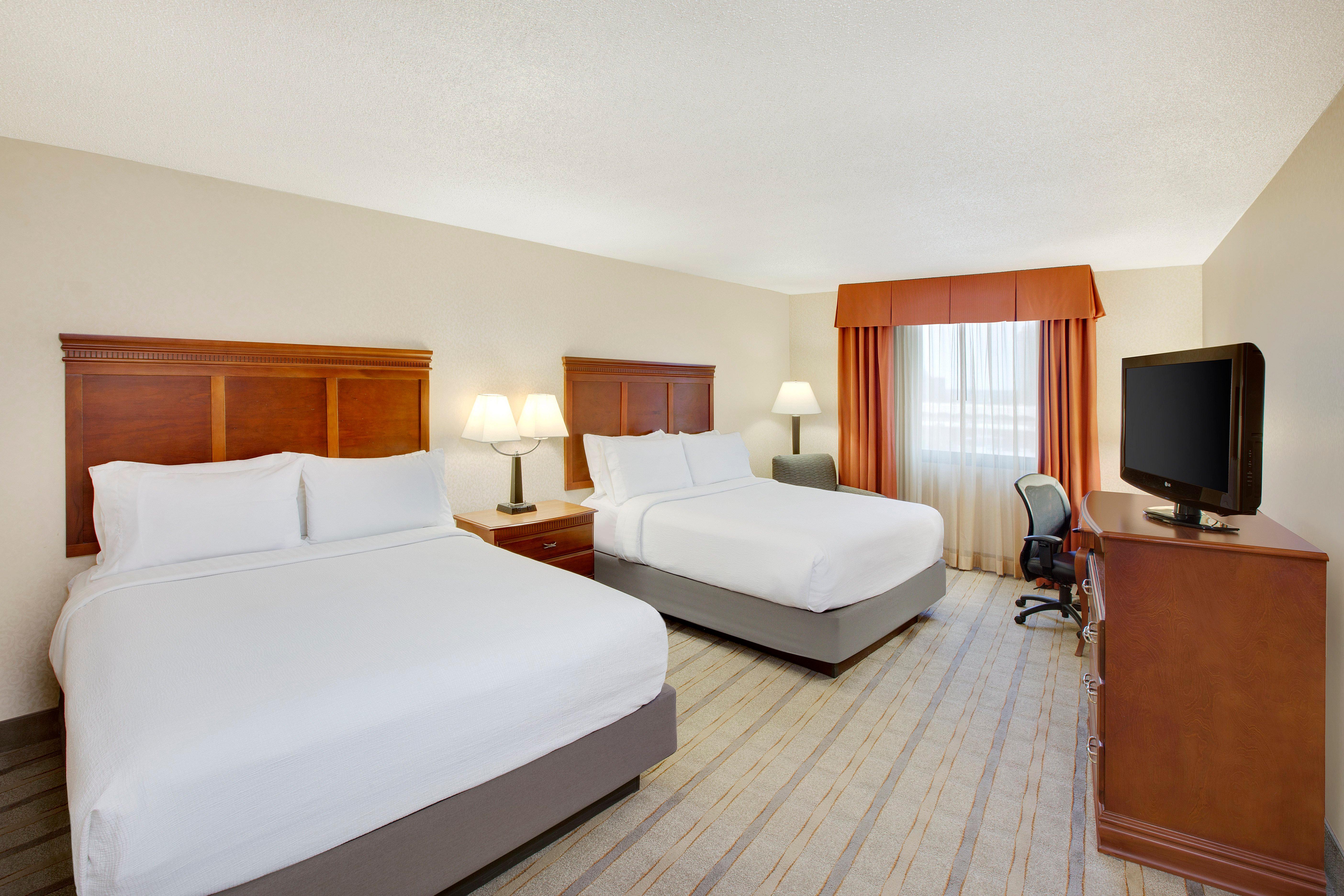 Holiday Inn Express Dallas Market Center By Ihg Exterior foto