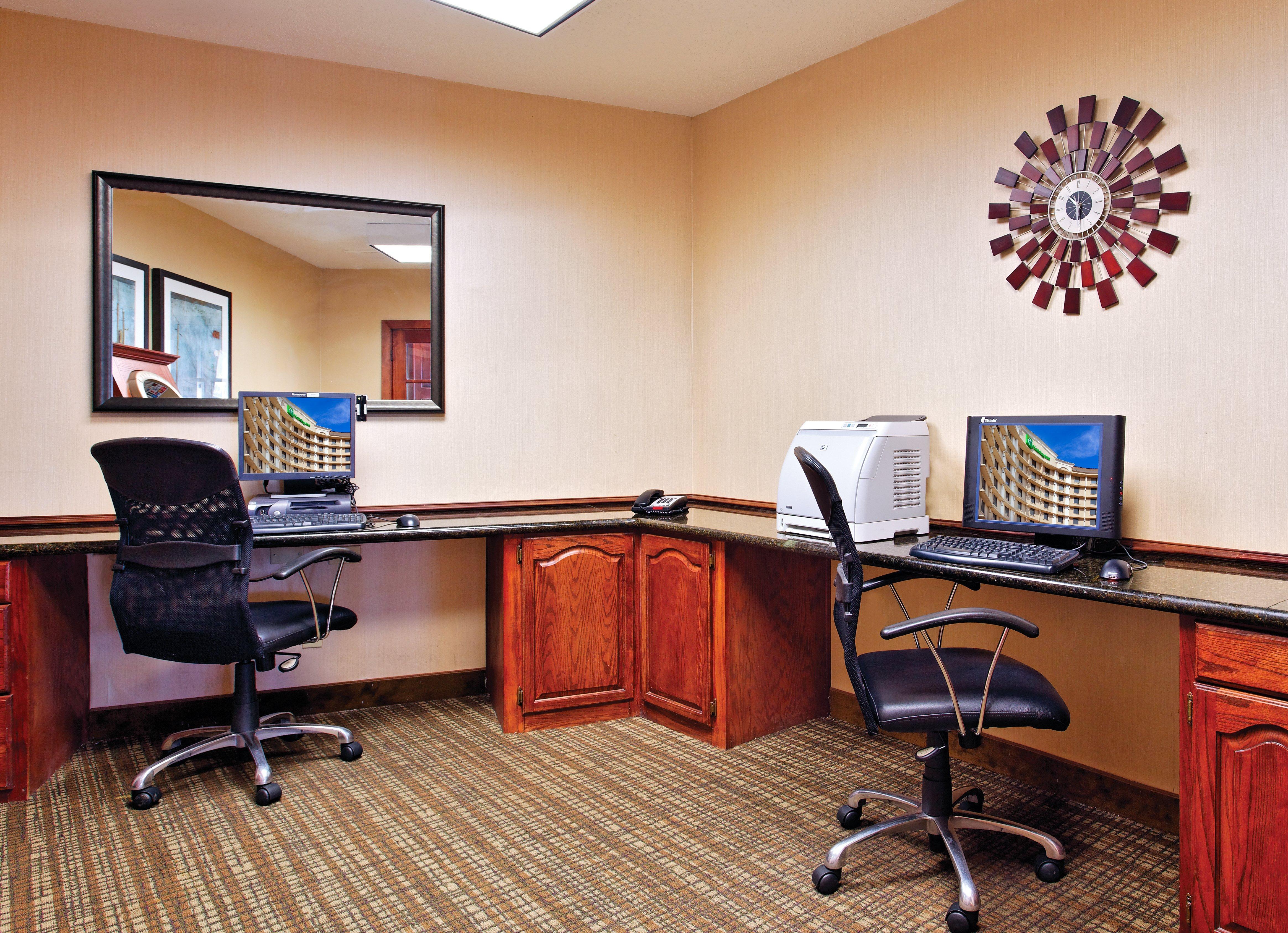 Holiday Inn Express Dallas Market Center By Ihg Exterior foto